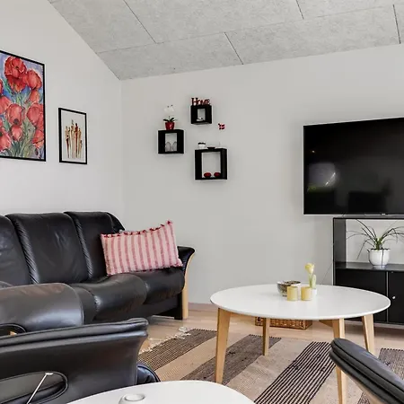 Alfwin - 300m From The Sea By Interhome *