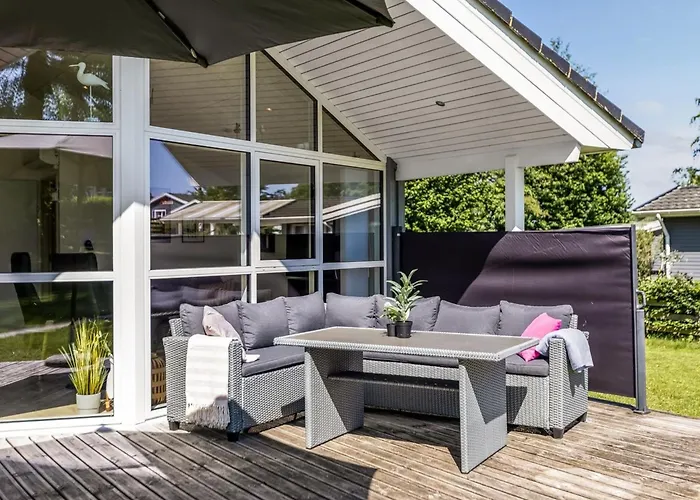 Semesterbostad Alfwin - 300m From The Sea By Interhome