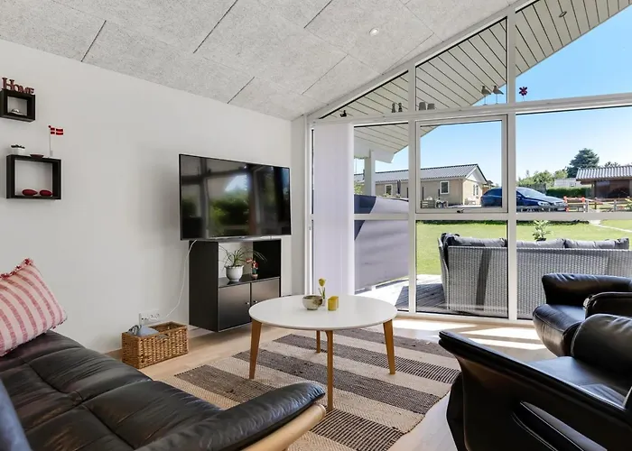 Semesterbostad Alfwin - 300m From The Sea By Interhome *